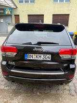 Jeep Grand Cherokee Overland 3.0 V6 M.-Jet 184kW ... - Jeep Gebrauchtwagen in Bonn
