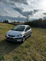 Honda Biete hier ein Honda Jazz an - gebrauchte Honda Jazz aus dem Jahr 2002