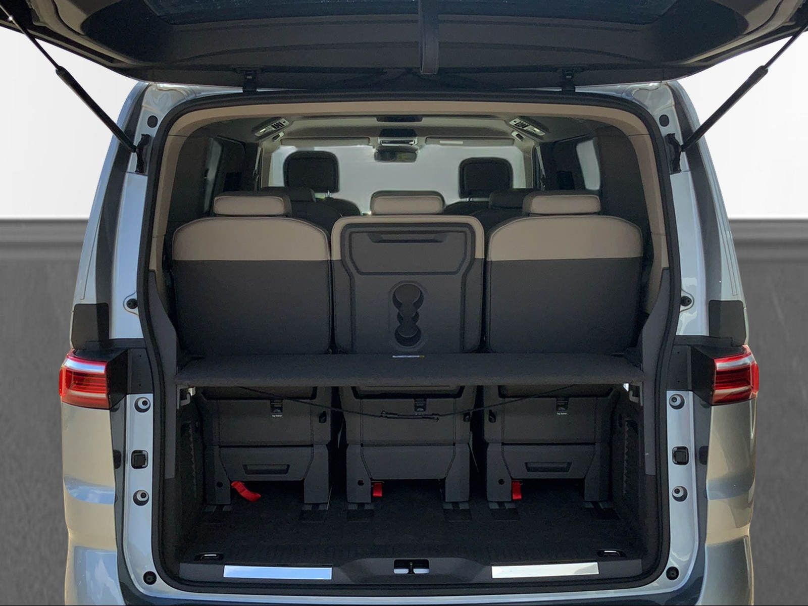 T7 Multivan 2.0 TSI Style AHK,NAV,IQL,SHZ.