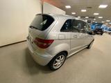 Mercedes-Benz B200 Aut., AHK, Klima, Scheckheft, sehr gepflegt - gebrauchte Mercedes-Benz B 200 aus dem Jahr 2007