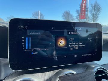 Fahrzeugabbildung Mercedes-Benz C 300 Coupe AMG Line Pano RFK Burmester uvm.