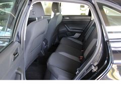 Fahrzeugabbildung Volkswagen Taigo Life 1.0TSI,7 Gang Automatic,Nur 8720 KM