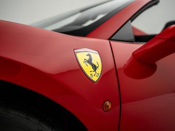 صورة مصغرة 31 لـ 2015 Ferrari 488 SPIDER