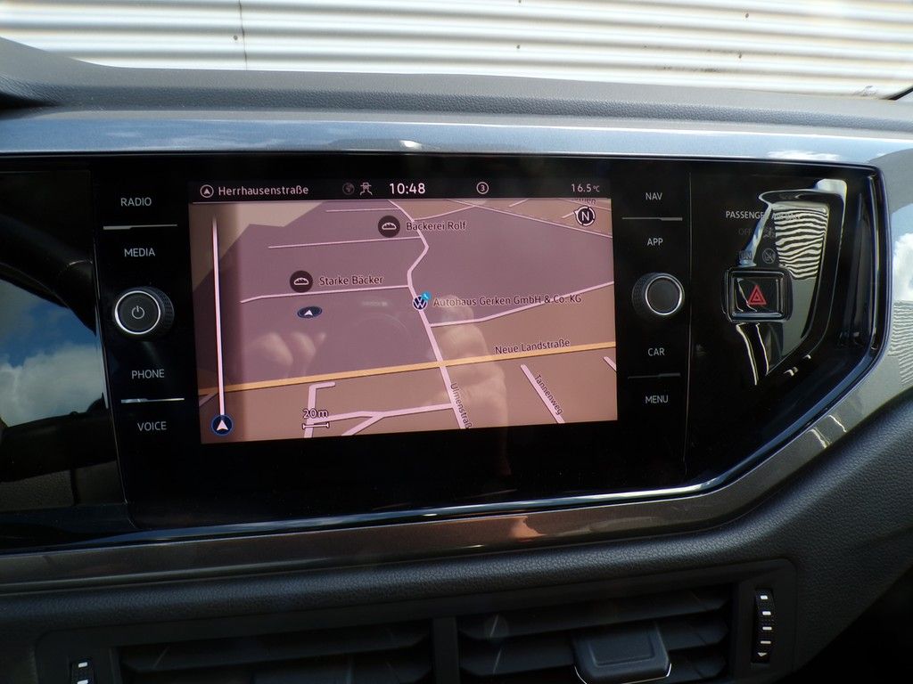 Fahrzeugabbildung Volkswagen Polo 1.0 l TSI Style