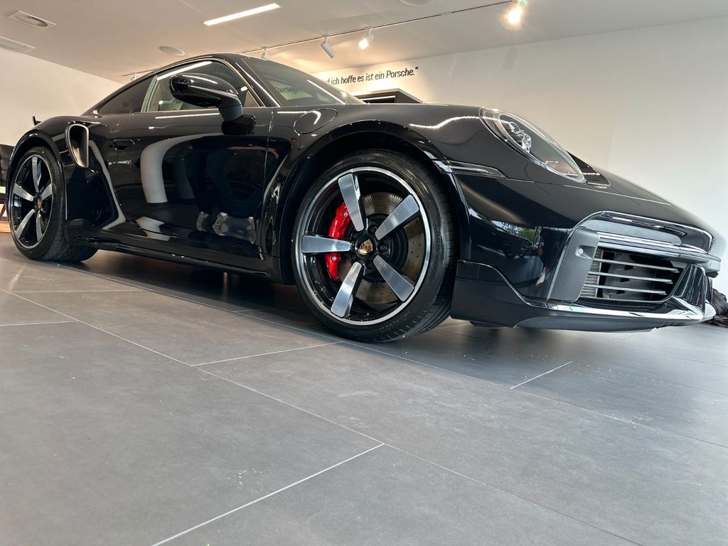 Image of Porsche 992