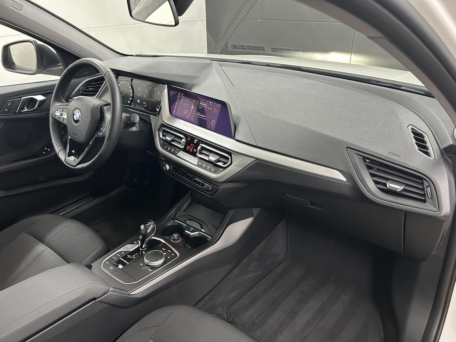 BMW 1 Series i Advantage+LED+KAM+Nav+Temp+Digitales Kombi, миниатюра 9