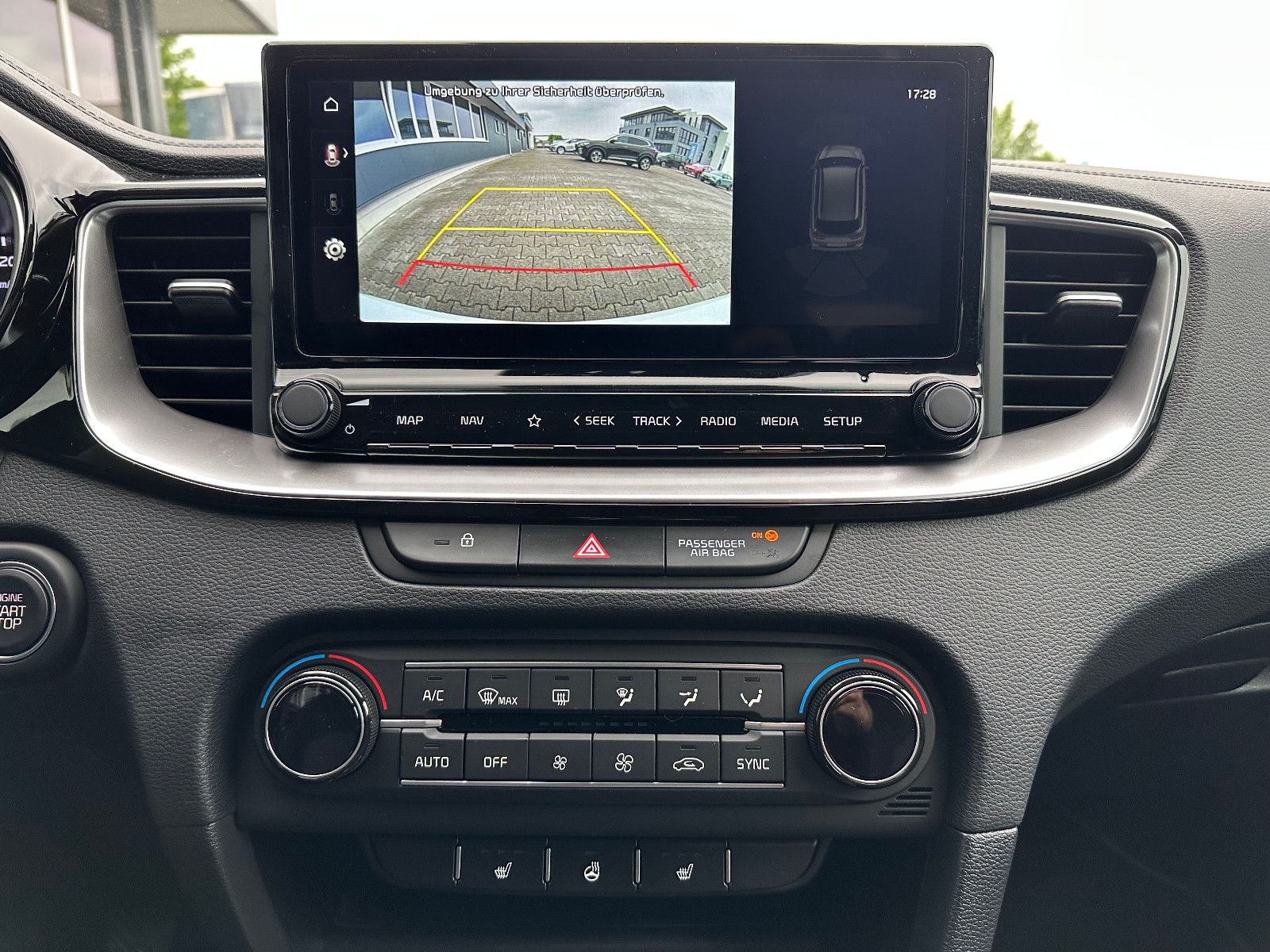 Fahrzeugabbildung Kia cee'd / Ceed 1.5 T-GDI MTUltimate Edition Style