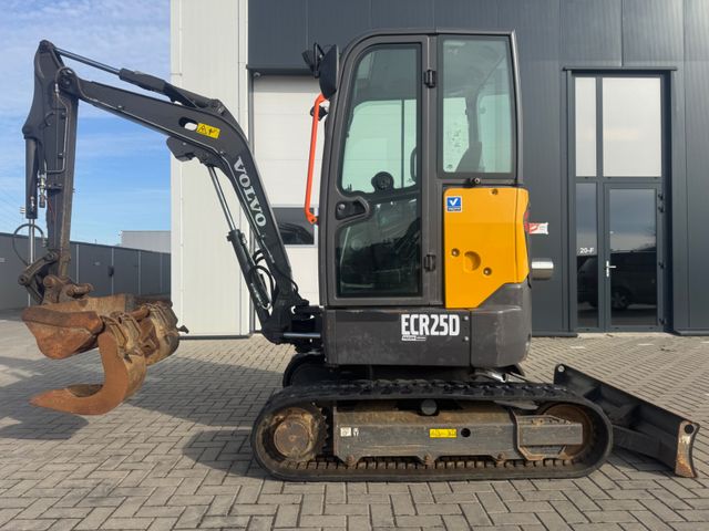 Volvo ECR 25D (2020) Top!