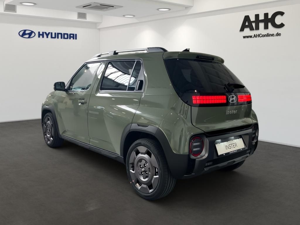 Fahrzeugabbildung Hyundai INSTER Cross EV 49 kWh KlimaA Navi SHZ KeyLess
