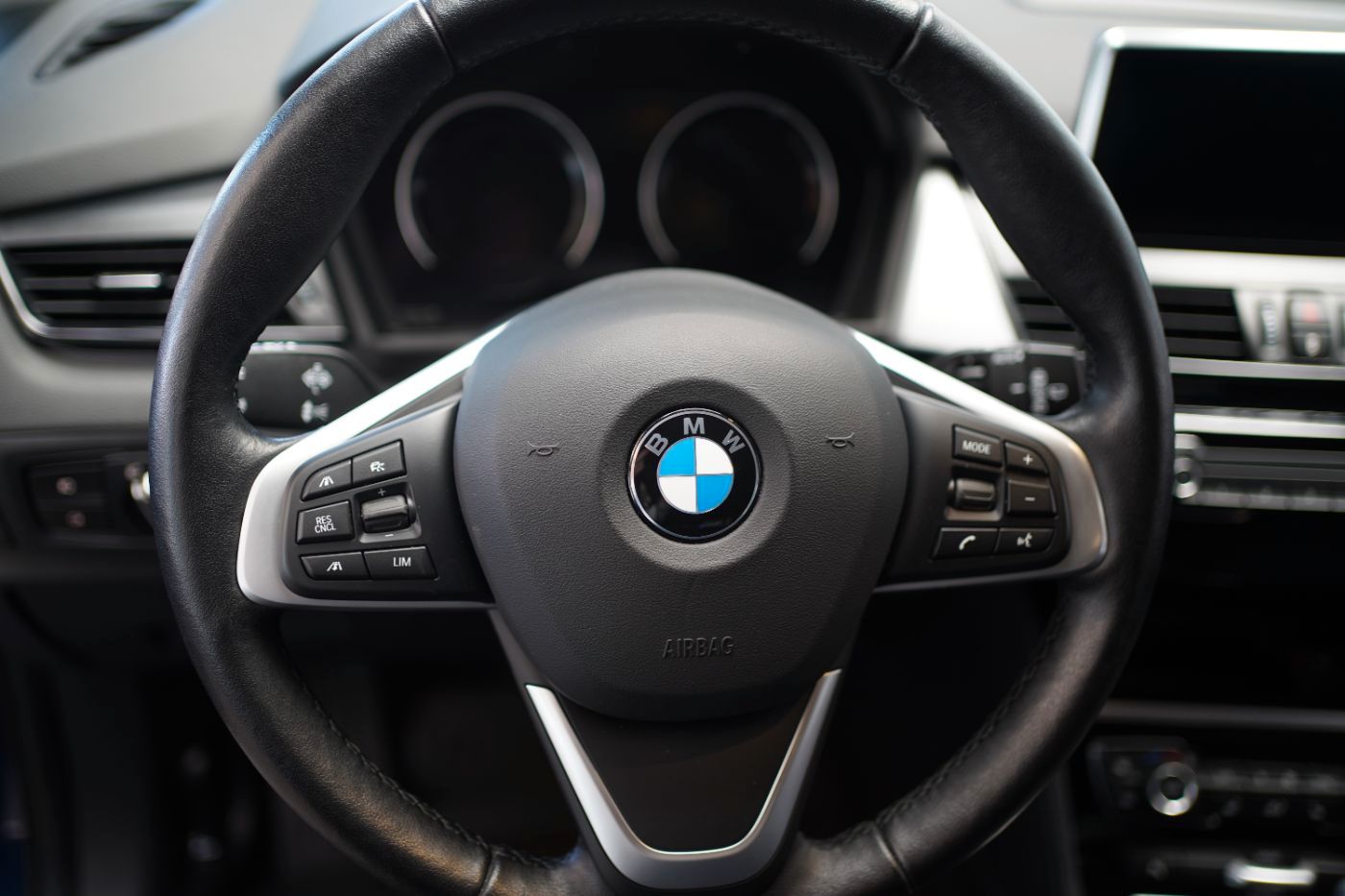 Fahrzeugabbildung BMW 220dA Gran Tourer Advantage Head-Up+LED+NaviPlus