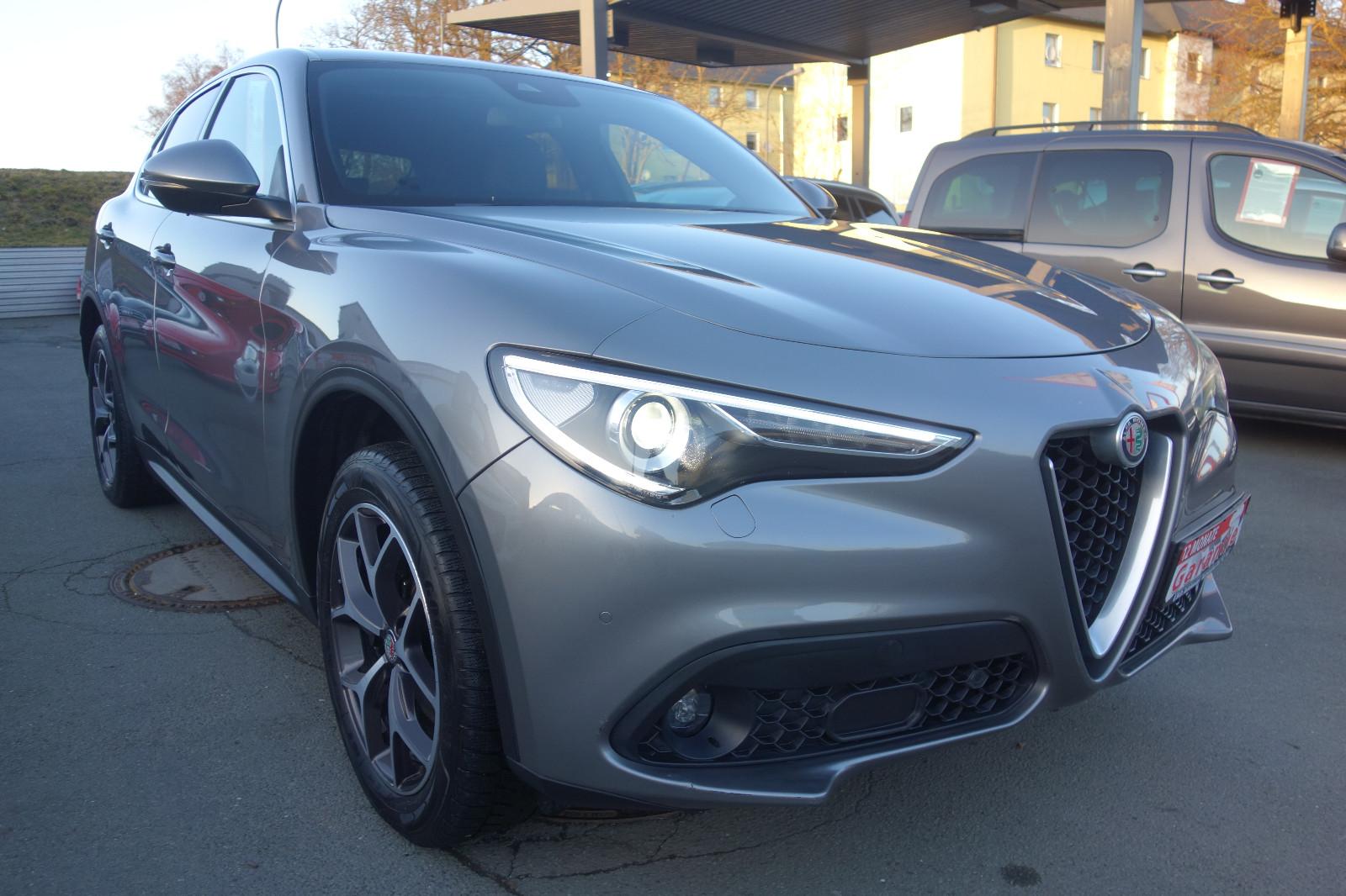 Alfa Romeo Stelvio Super Q4 Leder-Navi-Allrad