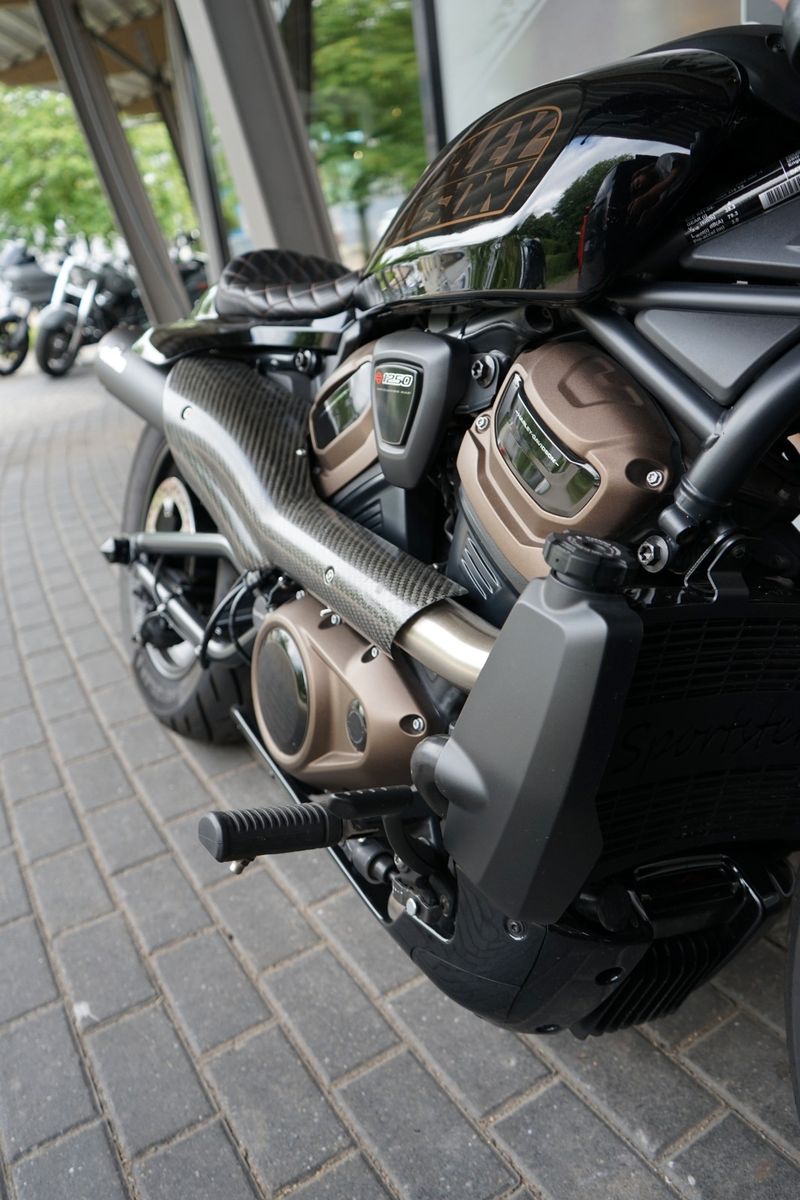 Fahrzeugabbildung Harley-Davidson Sportster S mit Jekill & Hyde und KZH, Blinker