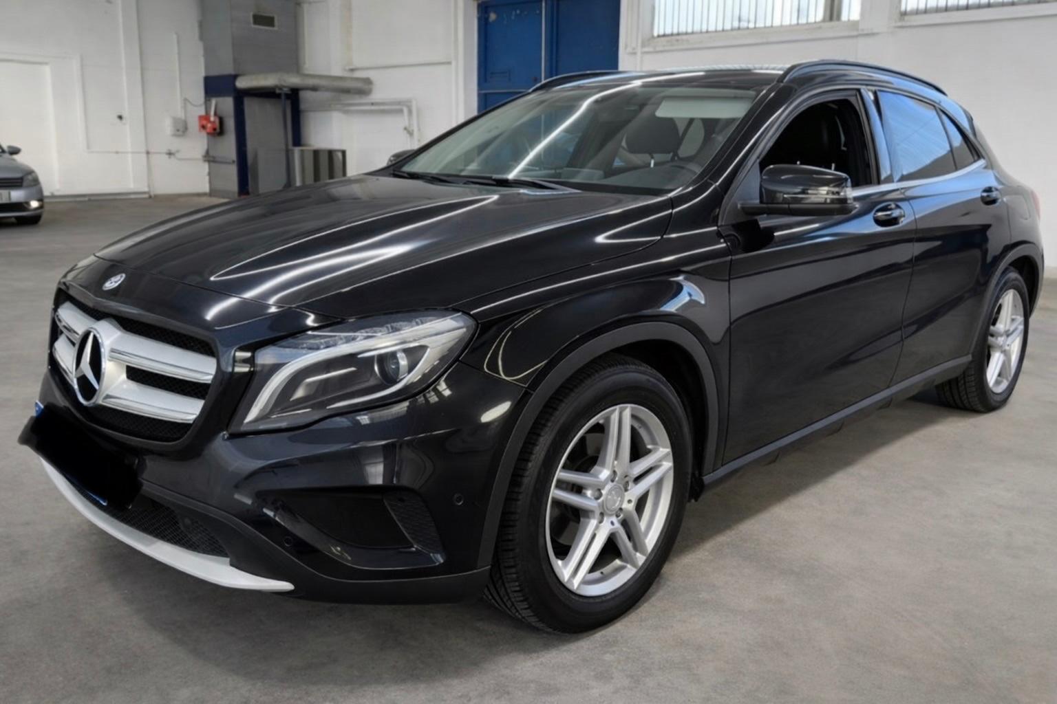 Mercedes-Benz GLA 200 d Urban* 8 x Alu*XENON*NAVI*