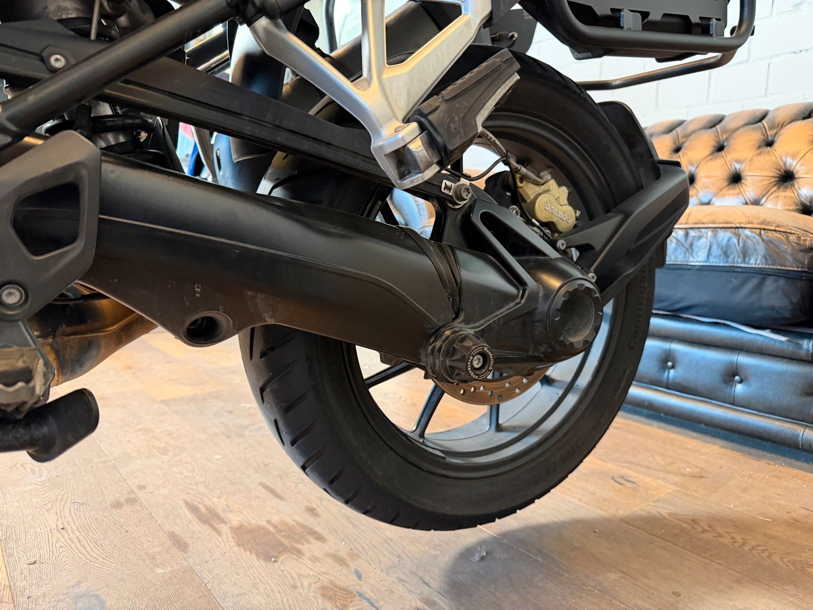 Fahrzeugabbildung BMW R 1250 GS Exclusive  inkl.  WESA -35mm tief