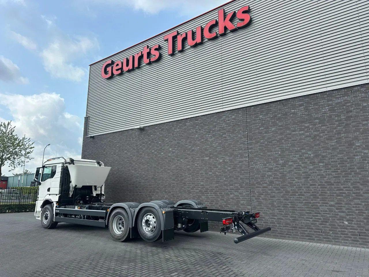 MAN TGS 26.520 6X2H-4 BL CH HYDRO DRIVE CHASSIS CABI