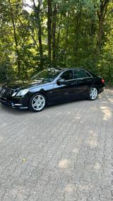 Mercedes-Benz E 300 AVANTGARDE AMG LIM. V6 - gebrauchte Mercedes-Benz E 300 aus dem Jahr 2012