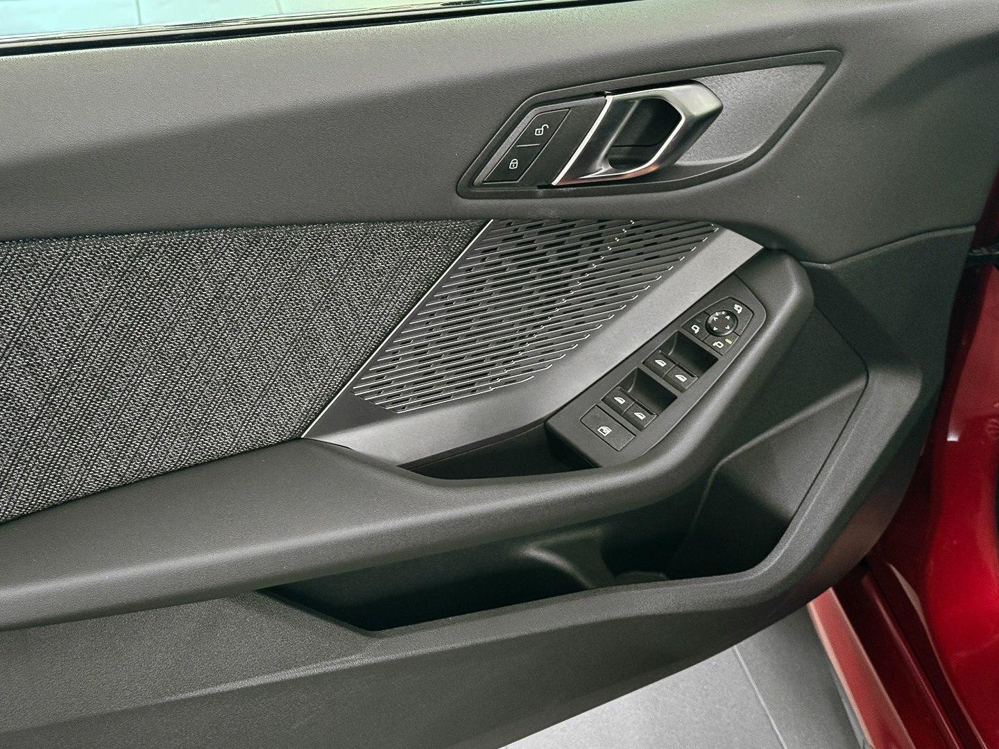 BMW 216 M Sport Design PANO LED NAVI LM
