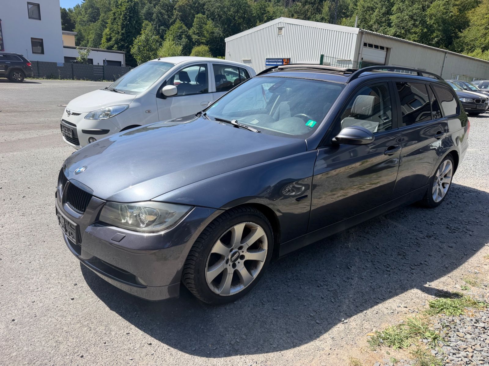 BMW 320 - 1