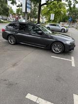 BMW 530i Touring M Sportpaket  - BMW mit Benzin-Antrieb: Kombi, Sportpaket