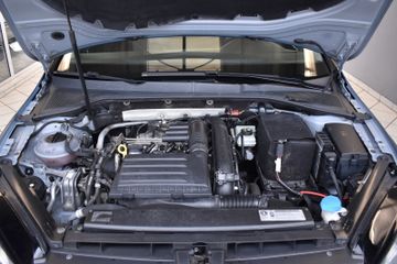 Volkswagen Golf - 10