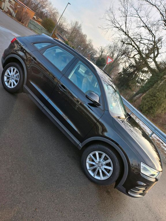 Image of Audi Q3