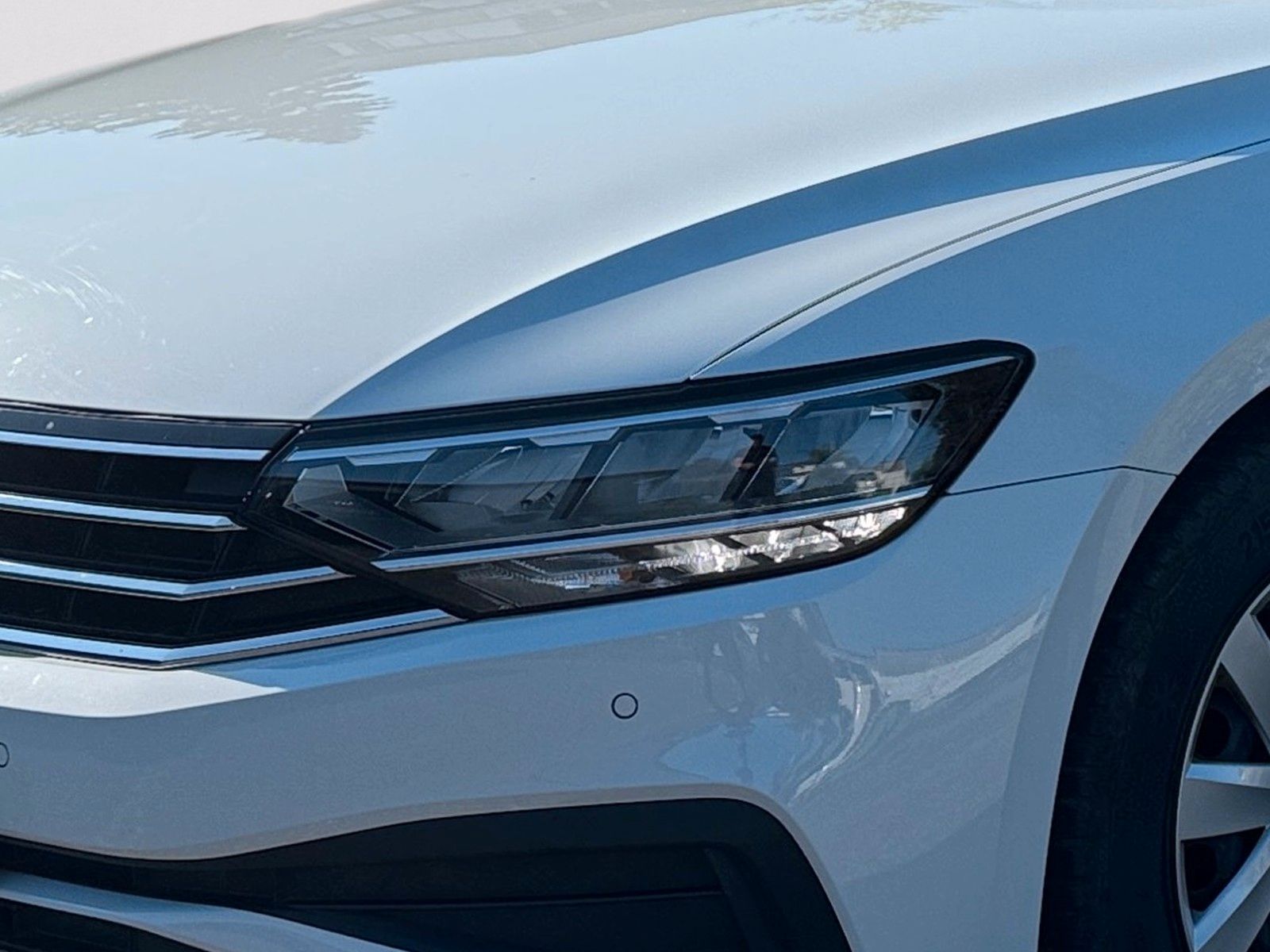 Fahrzeugabbildung Volkswagen Passat Variant Conceptline 1.5 TSI