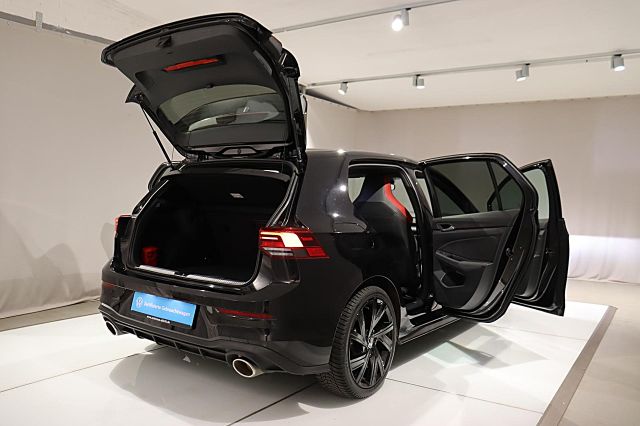 Golf GTI 8 VIII Clubsport 2.0l 300PS DSG LED KAM