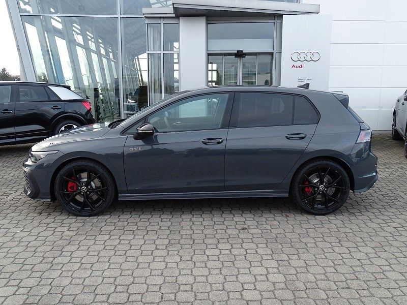 Volkswagen Golf GTI 2.0 TSI DSG Black Style foto 5