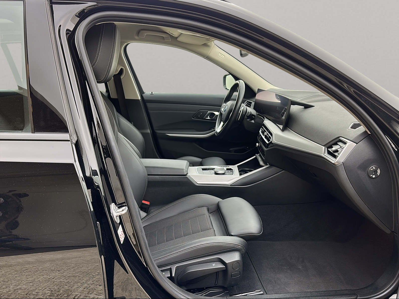 BMW 330e Touring Navi PDC Sportsitze Sitzheizung foto 11