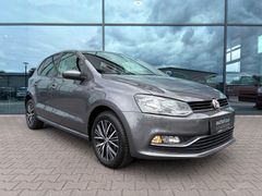 Fahrzeugabbildung Volkswagen Polo 1.0 Allstar Klima Einparkhilfe Tempomat 15"