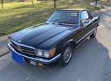 Mercedes-Benz SL 560 - schwarze Mercedes-Benz SL 560
