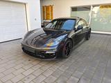 Porsche Panamera GTS , PDLS-Plus/Matrix Bose/Panorama - Porsche: Head-Up Display, Limousine
