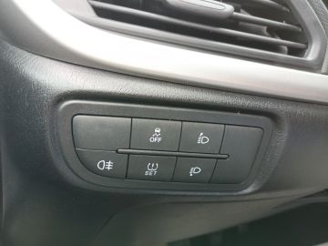 Fiat Tipo Pop 1.4 16V LM-FELGEN KLIMA  AHK PARKTRONIK