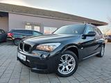 BMW X1 20 i xDrive/M PACKET GARANTIE/TÜV NEU/SERVICE - BMW X1 in Freiburg