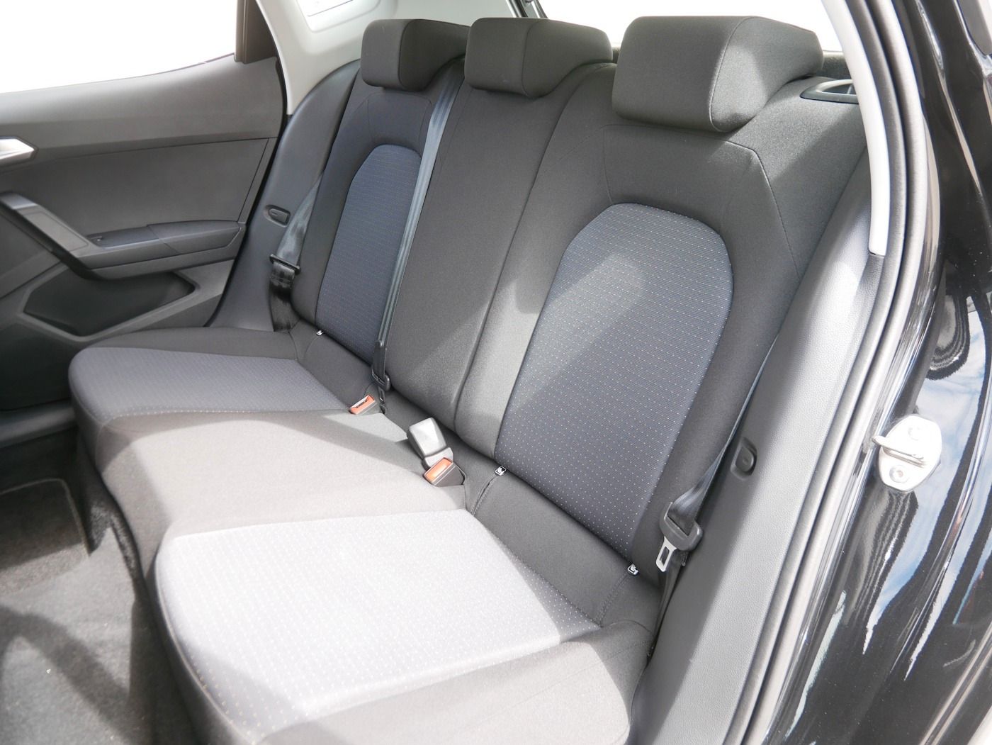 Fahrzeugabbildung SEAT Arona 1.0 Style ACC NAVI PDC LED Klimaautomatik