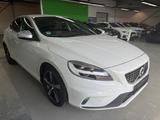 Volvo V40 R-Design - Volvo V40 mit Benzin-Antrieb: Limousine, R Design