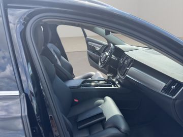 Volvo V90 - 10