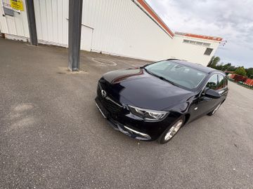 Opel Insignia - 4