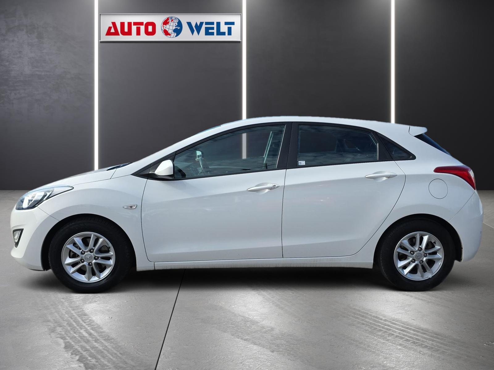 Hyundai i30 1.4 Classic Sitzheizung PDC Bluetooth Klima