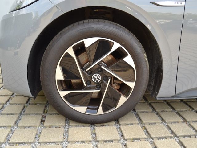 ID.3 Pro Performance WÄRMEPUMPE/CCS/NAVI-PRO/ACC