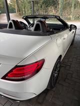 Mercedes-Benz SLC 300 Autom. - - Mercedes-Benz SLC 300 von privat
