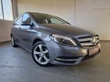 Mercedes-Benz B 200 Sport Automatik*AHK*Xenon*Navi*Leder*Kamer - Mercedes-Benz B 200: Sport