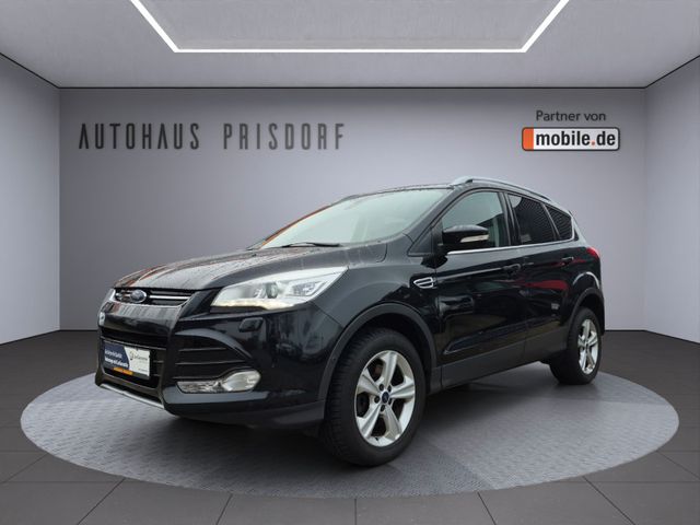 Ford Kuga Titanium Pano/RFK/Leder/Shz/Xenon