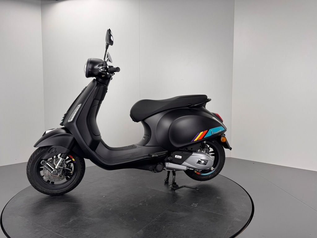 Fahrzeugabbildung Vespa PRIMAVERA 125 SPORT E5+ *NEUFAHRZEUG