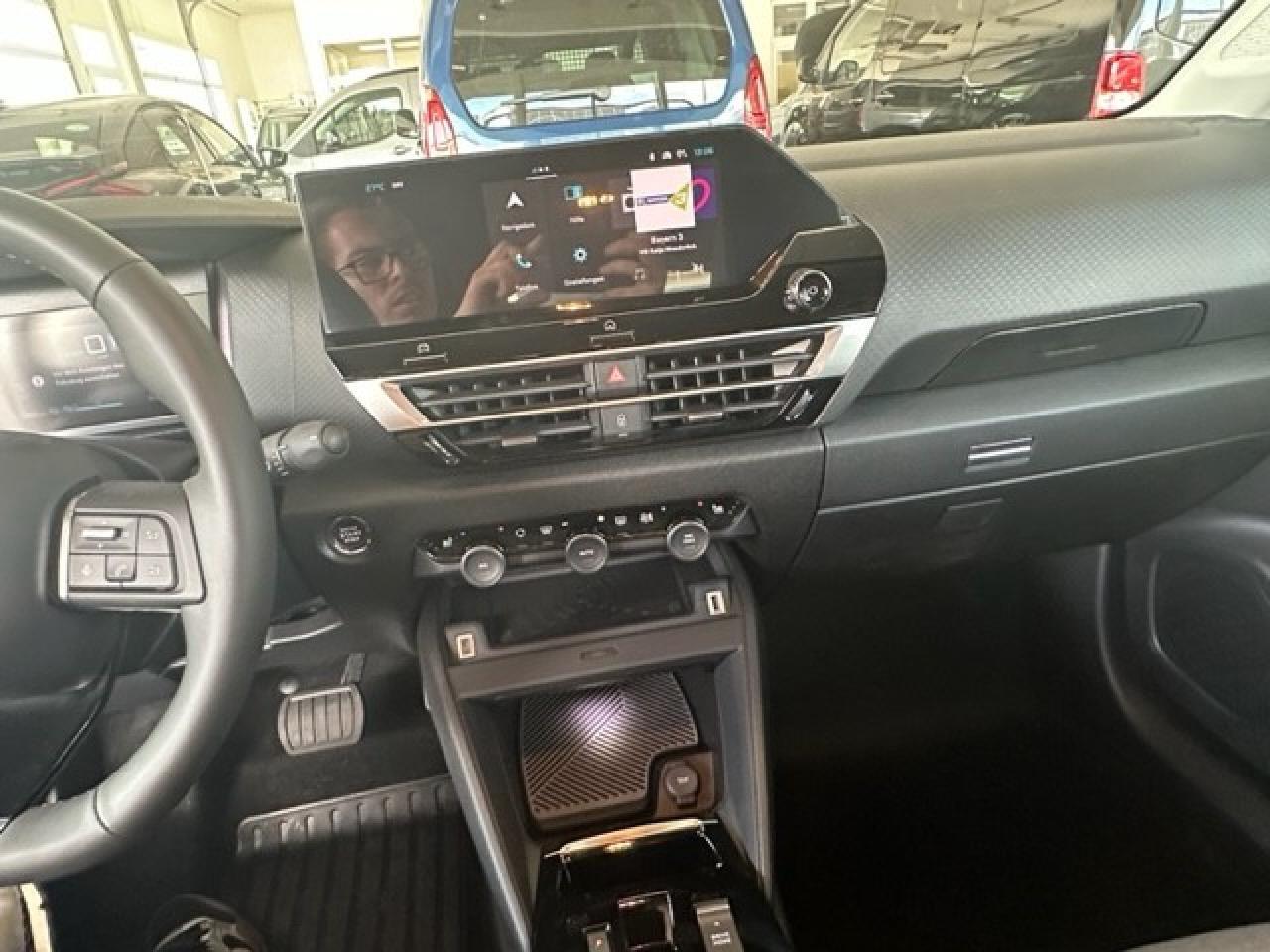 Citroën C4 Lim. e-Max