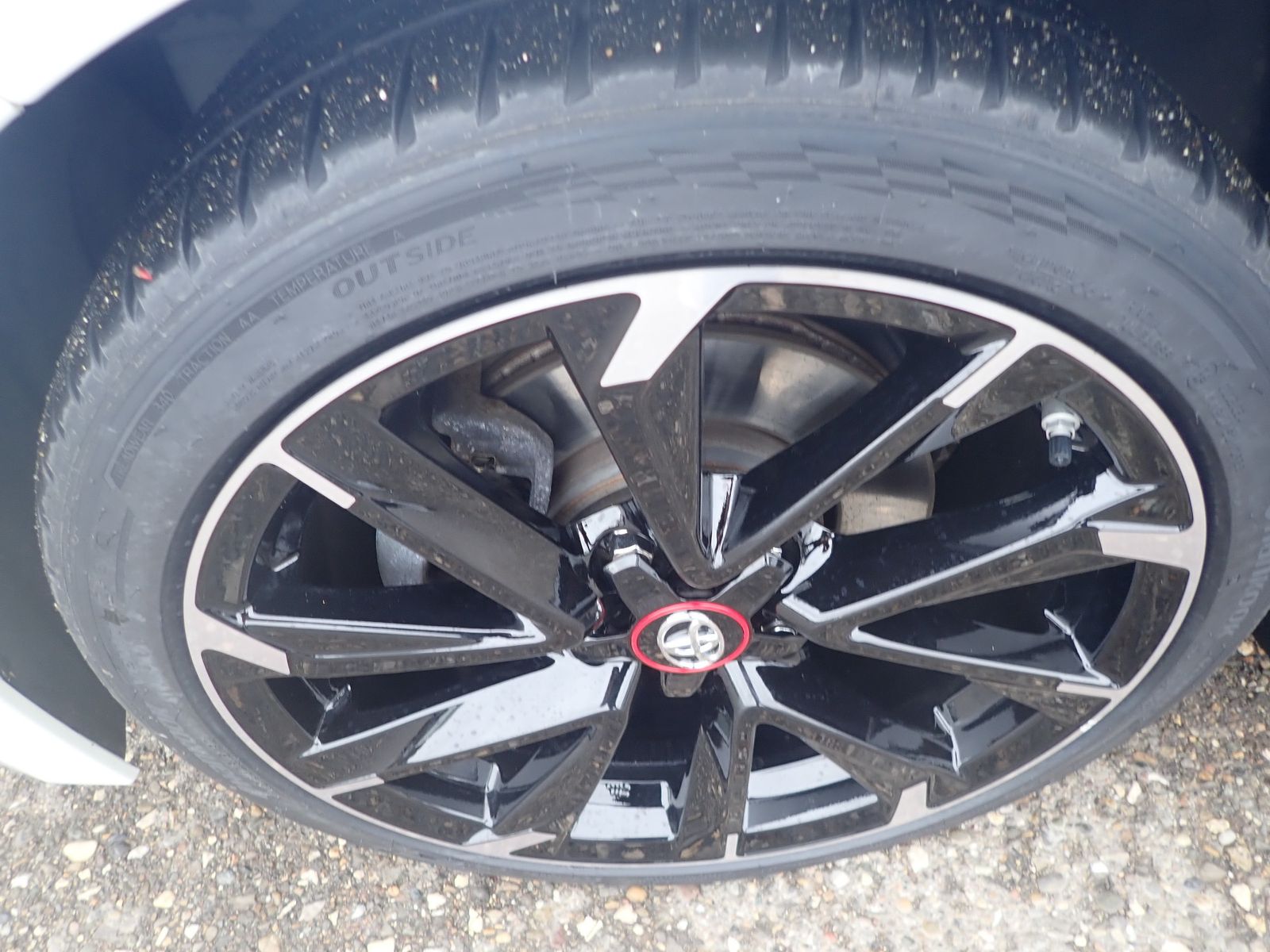 Fahrzeugabbildung Toyota Corolla Touring Sports Hybrid GR Sport 2.0