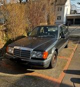 Mercedes-Benz 230 - Mercedes-Benz 230 in Hannover