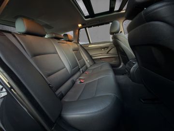 BMW 520 d xDrive Touring*PANO*LED*NAVI*HUD*KAMERA