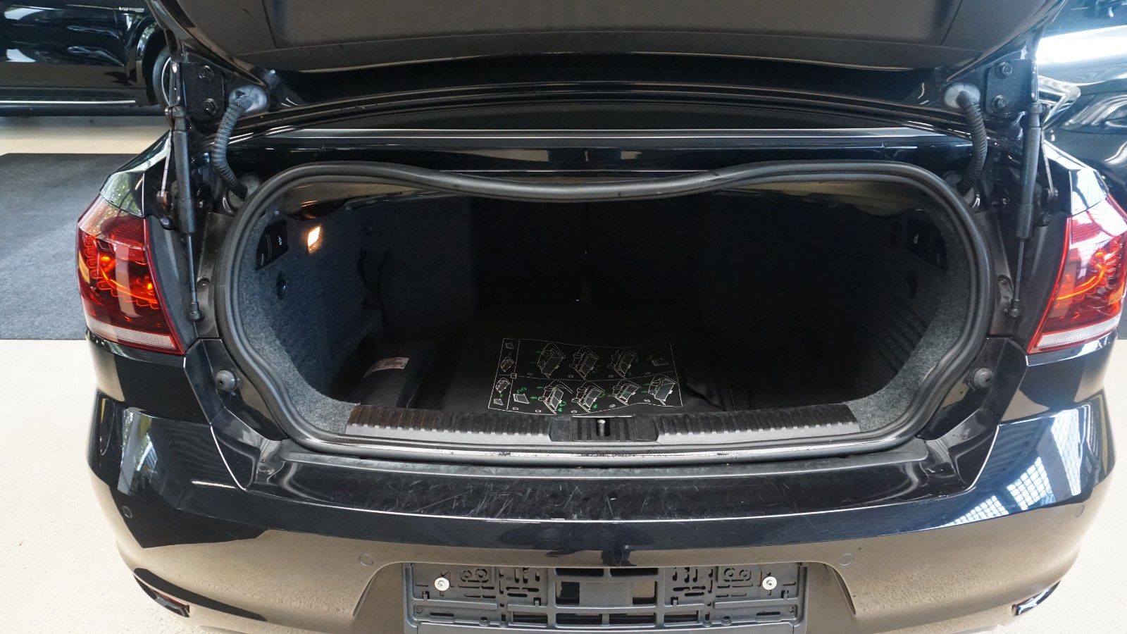Fahrzeugabbildung Volkswagen Golf VI Cabriolet