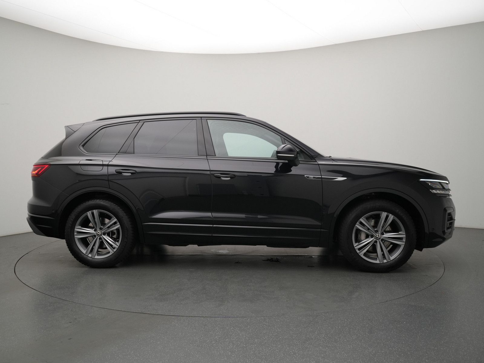 Volkswagen Touareg V6 R-Line LUFT 360° LEDER MATRIX AHK KAM foto 3